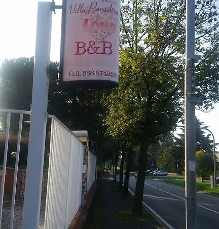 Alojamento de Acomodação e Pequeno-almoço Paradiso Love Legnano
